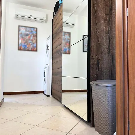 Ampio Bilocale Con Giardino Privato E Cucina Apartamento *